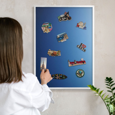 Magnetisch bord van metaal in een witte lijst Blauwe kleurovergangen