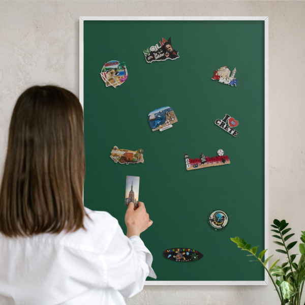 Magnetisch bord van metaal in een witte lijst Flesgroen
