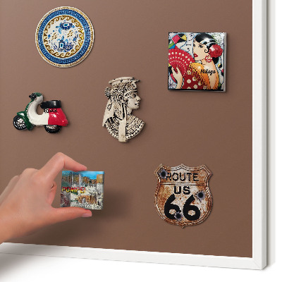 Magnetisch bord van metaal in een witte lijst Bruine kleur