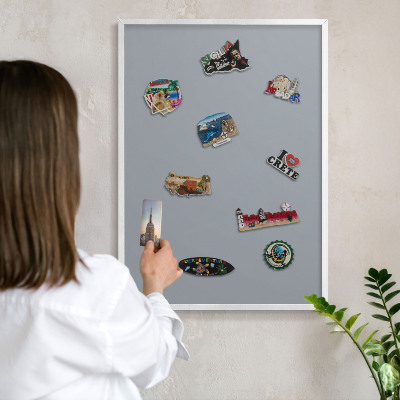 Magnetisch bord voor de muur met witte lijst Delicaat grijs