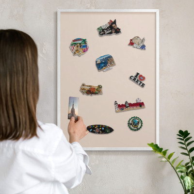 Magnetisch bord voor de muur met witte lijst Warm beige