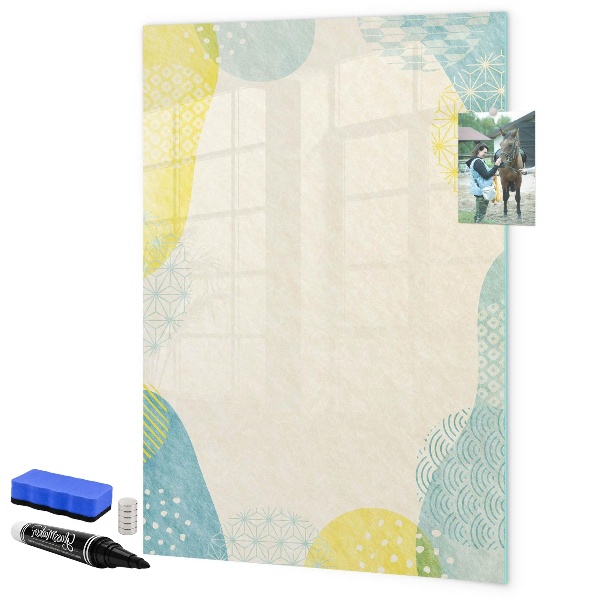 Decoratief glazen wandbord beschrijfbaar en magnetisch Een creatieve ruimte voor herinneringen en foto's