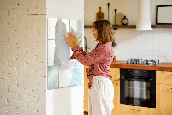 Decoratief glazen wandbord beschrijfbaar en magnetisch Een creatieve ruimte voor herinneringen en notities