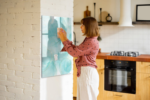 Decoratief glazen wandbord beschrijfbaar en magnetisch Een kleurrijk bord voor het presenteren van foto's