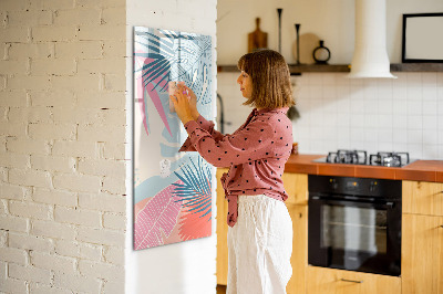 Decoratief glazen wandbord beschrijfbaar en magnetisch Een kleurrijk prikbord voor foto's en notities