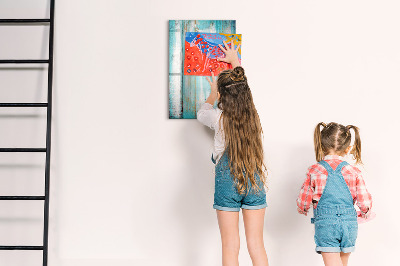Decoratief glazen wandbord beschrijfbaar en magnetisch Een kleurrijk prikbord voor foto's en notities