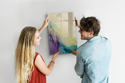 Decoratief glazen wandbord beschrijfbaar en magnetisch Kleurrijke herinneringen op een kurkbord.