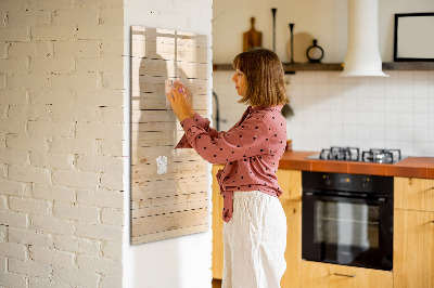 Decoratief glazen wandbord beschrijfbaar en magnetisch Notitiebord op een houten achtergrond