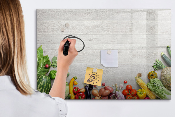 Decoratief glazen wandbord beschrijfbaar en magnetisch Een creatieve ruimte voor herinneringen en foto's