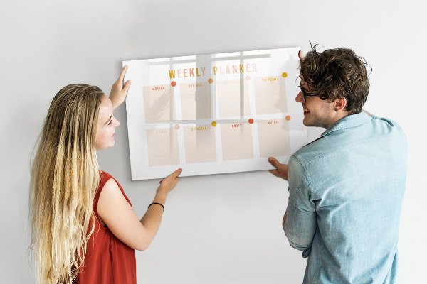 Decoratief glazen wandbord beschrijfbaar en magnetisch Weekplanner met ruimte voor foto's