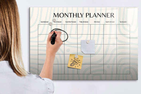 Decoratief glazen wandbord beschrijfbaar en magnetisch Maandplanner met ruimte voor foto's