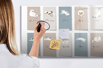 Decoratief glazen wandbord beschrijfbaar en magnetisch Een creatieve kalender voor elk seizoen.