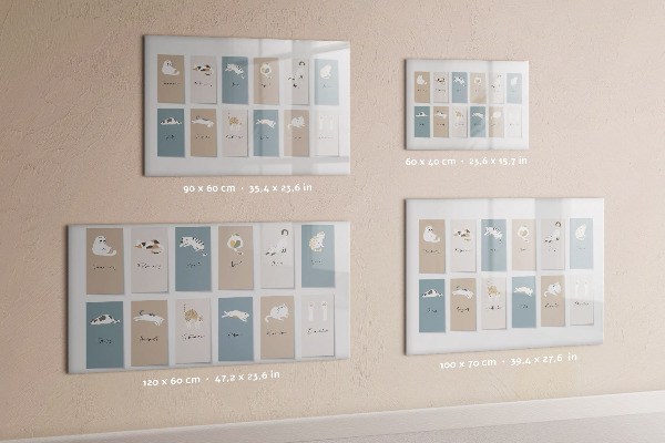 Decoratief glazen wandbord beschrijfbaar en magnetisch Een creatieve kalender voor elk seizoen.