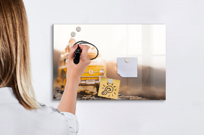 Decoratief glazen wandbord beschrijfbaar en magnetisch Kleurrijke herinneringen tegen de achtergrond van de natuur.
