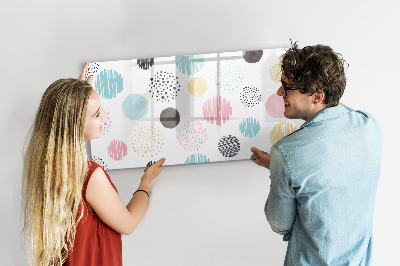 Decoratief glazen wandbord beschrijfbaar en magnetisch Een kleurrijk bord voor herinneringen en notities