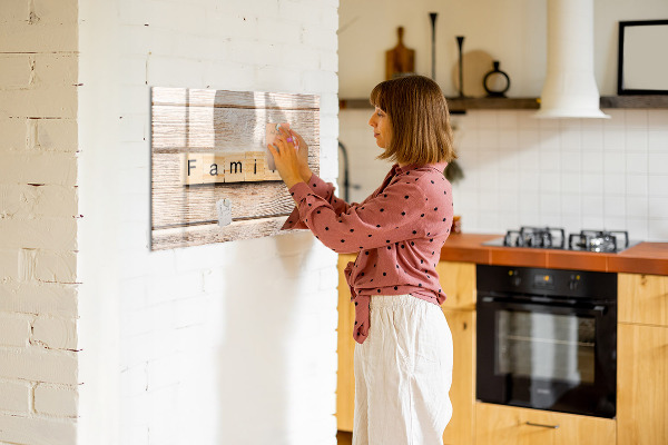 Memobord van glas met print inclusief neodymium magneten Een set voor het presenteren van foto's aan de muur.