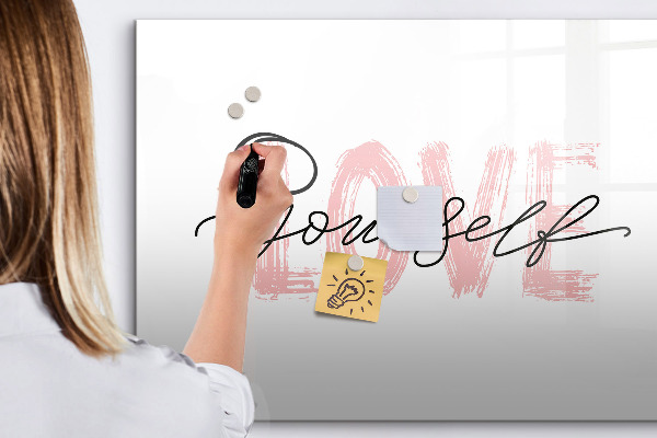 Decoratief glazen wandbord beschrijfbaar en magnetisch Bord voor foto's en notities