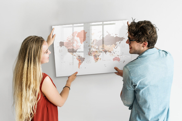 Decoratief glazen wandbord beschrijfbaar en magnetisch Een geheugenkaart met je favoriete foto's