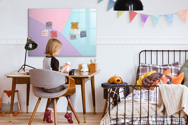 Decoratief glazen wandbord beschrijfbaar en magnetisch Een kleurrijk prikbord voor notities en foto's
