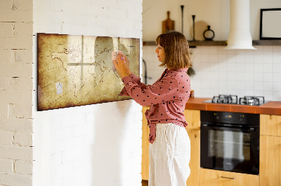 Decoratief glazen wandbord beschrijfbaar en magnetisch Een wereldkaart met persoonlijke herinneringen.