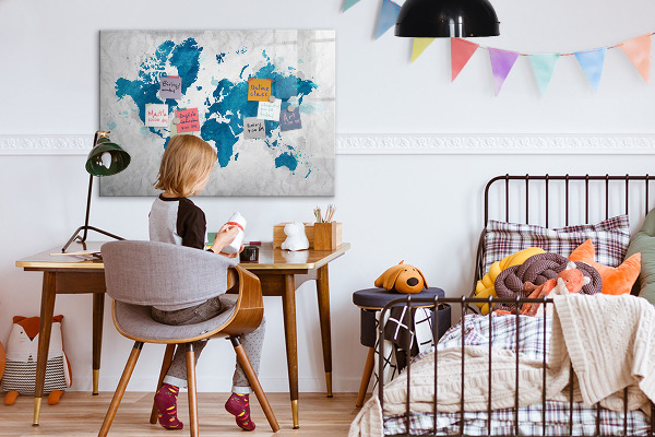 Decoratief glazen wandbord beschrijfbaar en magnetisch Wereldkaart met persoonlijke foto's