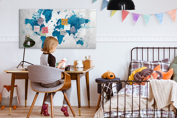 Decoratief glazen wandbord beschrijfbaar en magnetisch Wereldkaart met persoonlijke foto's