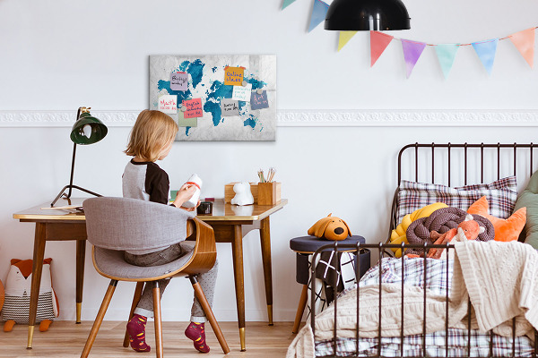 Decoratief glazen wandbord beschrijfbaar en magnetisch Wereldkaart met persoonlijke foto's
