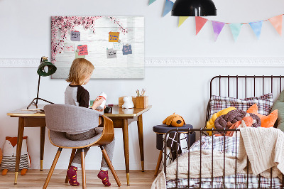Decoratief glazen wandbord beschrijfbaar en magnetisch Een creatieve ruimte voor het presenteren van foto's