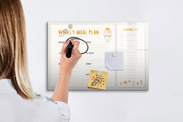 Decoratief glazen wandbord beschrijfbaar en magnetisch Maaltijdplan voor de week