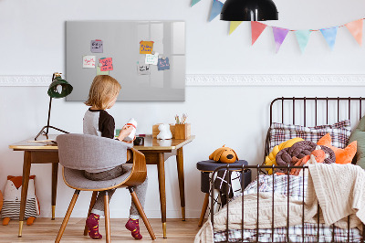 Decoratief glazen wandbord beschrijfbaar en magnetisch Een praktisch prikbord voor notities en foto's.