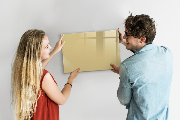 Decoratief glazen wandbord beschrijfbaar en magnetisch Een knusse plek voor herinneringen en aantekeningen.