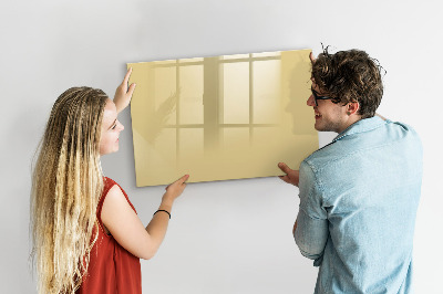 Decoratief glazen wandbord beschrijfbaar en magnetisch Een knusse plek voor herinneringen en aantekeningen.