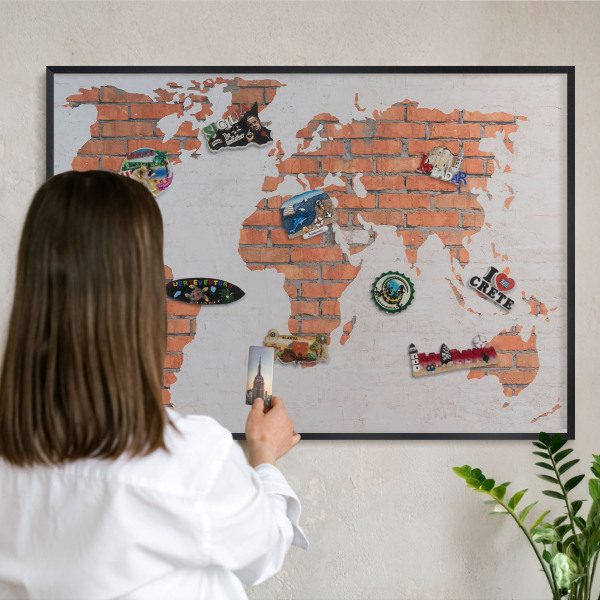 Wandbord voor magneten in een zwarte lijst Bakstenen plattegrond