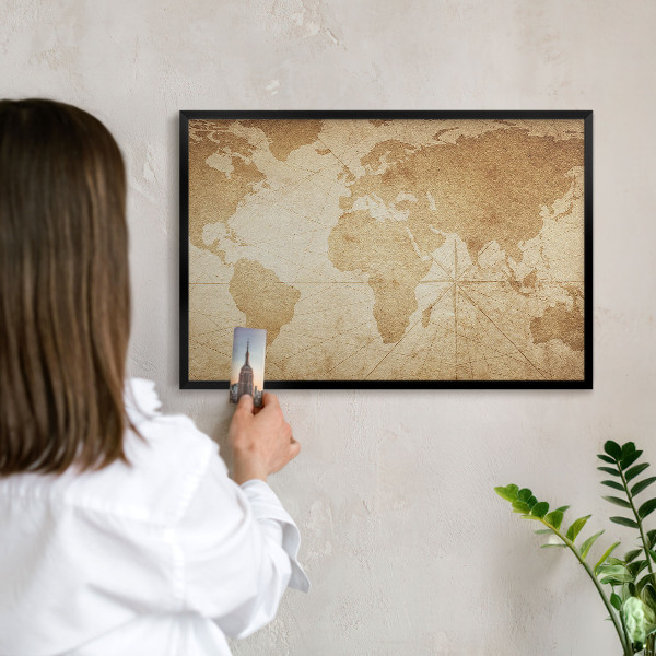 Wandbord voor magneten in een zwarte lijst Oude kaart