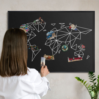 Wandbord voor magneten in een zwarte lijst Wereldkaart