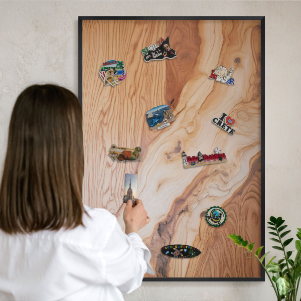 Wandbord voor magneten in een zwarte lijst Houtstructuur