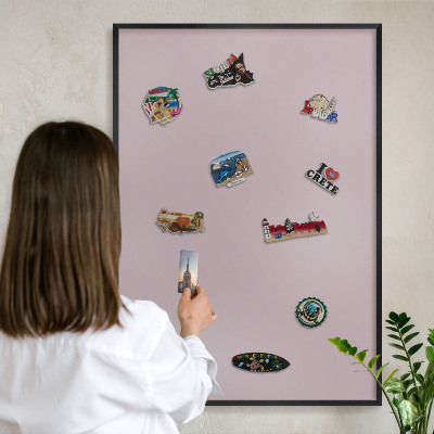 Metalen bord voor magneten met zwarte lijst Pastel lila