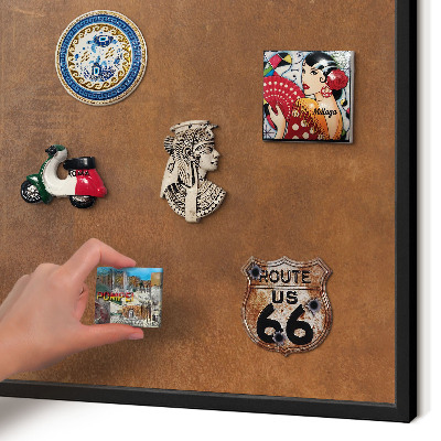 Wandbord voor magneten in een zwarte lijst Bruine textuur