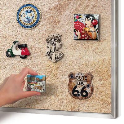 Decoratief metalen magneetbord in een zilveren lijst Steenstructuur