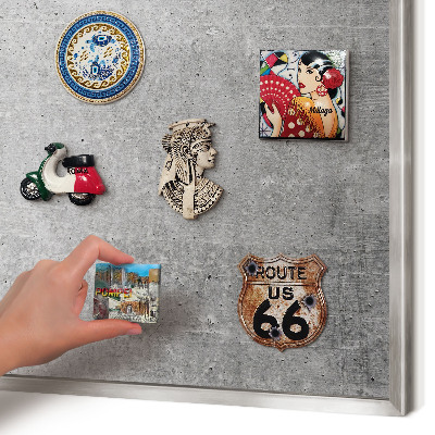 Decoratief metalen magneetbord in een zilveren lijst Concrete minimalisme