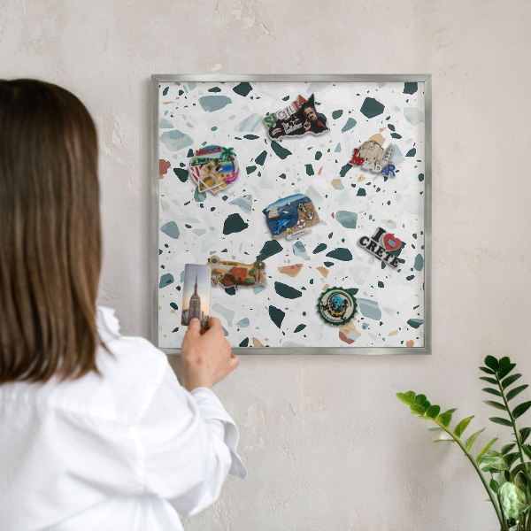Decoratief metalen magneetbord in een zilveren lijst Dynamische patronen