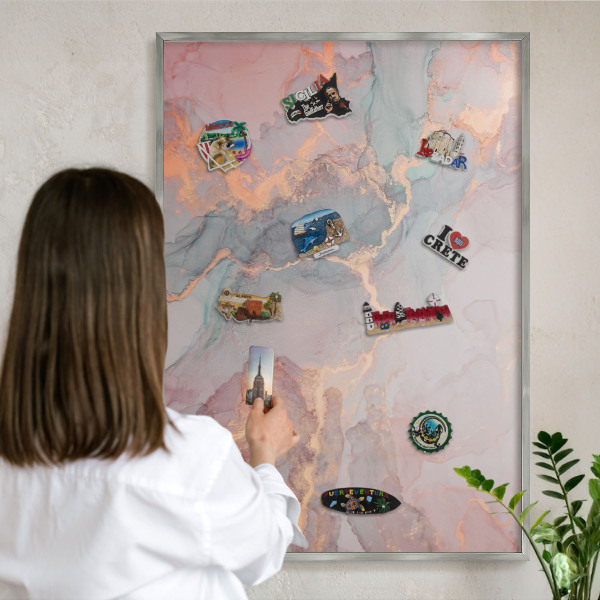 Magneetbord voor souvenir magneten met zilveren lijst Kleurrijke abstractie