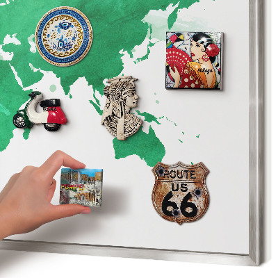 Decoratief metalen magneetbord in een zilveren lijst Groene kaart
