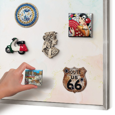 Decoratief metalen magneetbord in een zilveren lijst Pastel elegantie