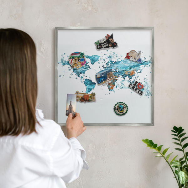 Magneetbord voor souvenir magneten met zilveren lijst Waterkaart