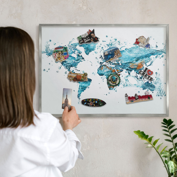 Magneetbord voor souvenir magneten met zilveren lijst Waterkaart