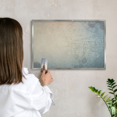 Magneetbord voor souvenir magneten met zilveren lijst Oude kaart