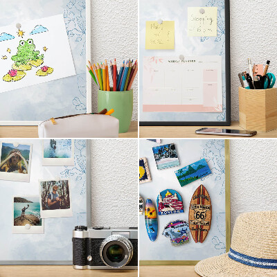 Decoratief metalen magneetbord in een zilveren lijst Bloemrijke elegantie