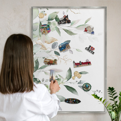 Decoratief metalen magneetbord in een zilveren lijst Groene bladeren