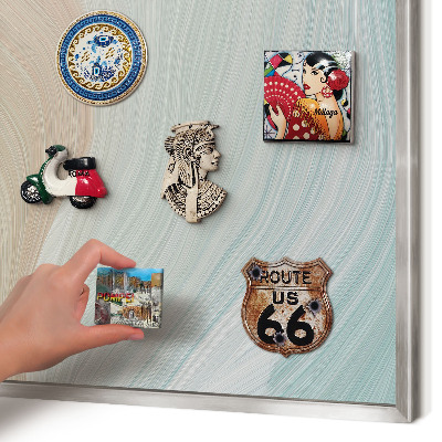 Decoratief metalen magneetbord in een zilveren lijst Pastelkleurige werveling
